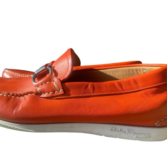 SALVATORE FERRAGAMO ORANGE RUBBER LEATHER LOAFER - Picture 3 of 5
